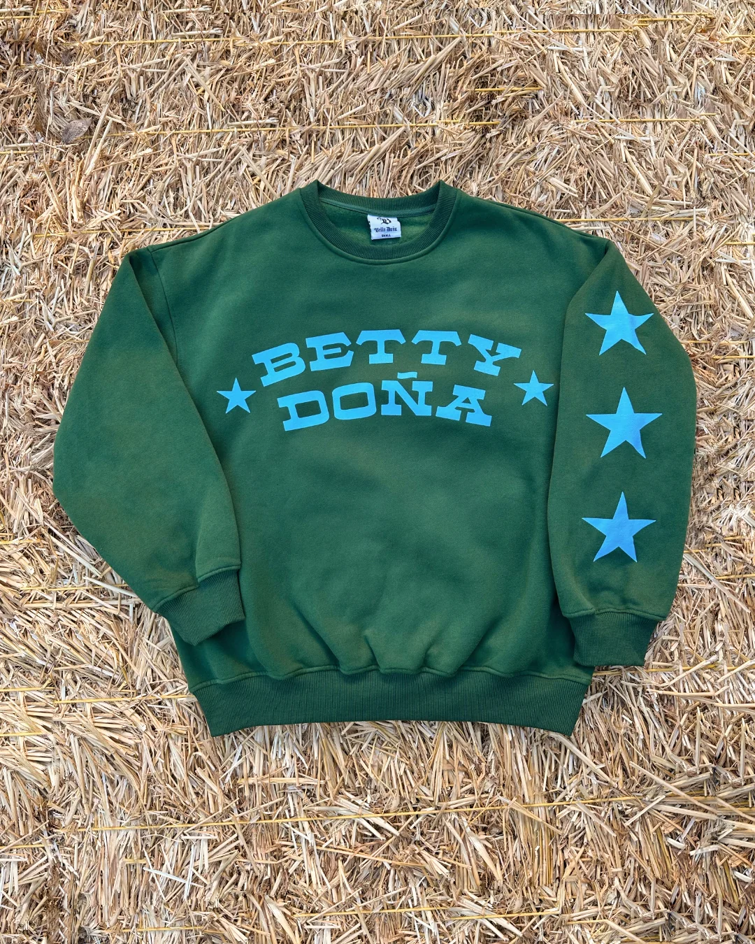 Betty Boop W/ Pudgy - Fleece Sweater - Dark Green - Image 2